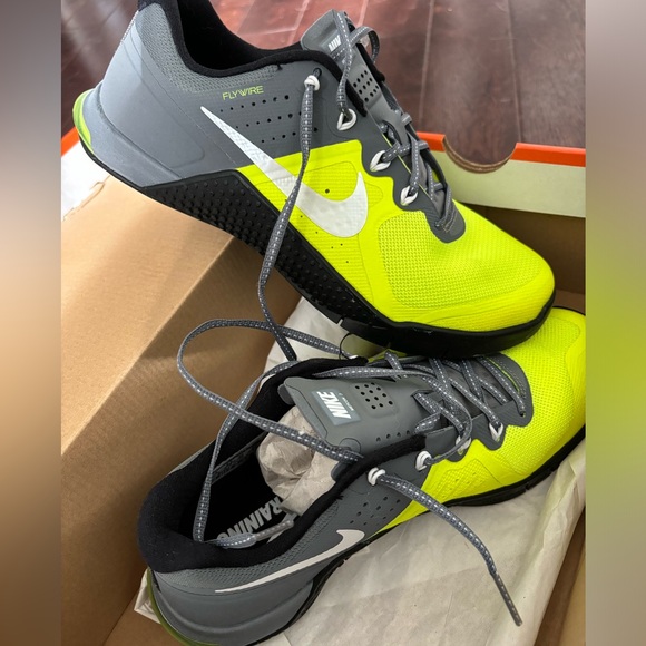 Nike Metcon 2 size 8.0 - Picture 1 of 4